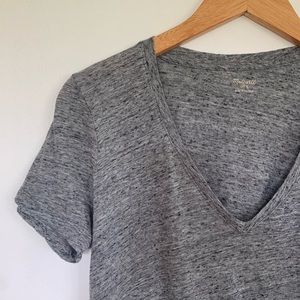 Madewell Heathered Gray V-neck Tee